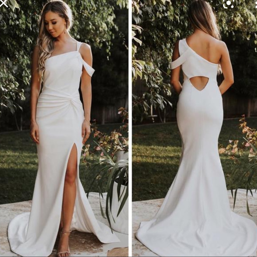One Shoulder Modern Wedding Dress NWOT
